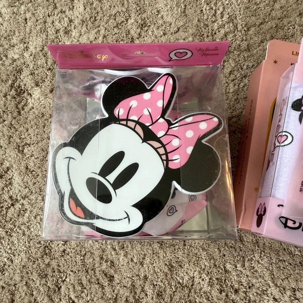 Disney The Creme Shop‎ Minnie Mouse Spa Set Sleep Mask Gel Eye Mask Turban 5pc